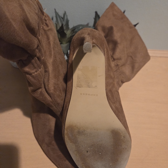 Express Tan Heeled Boots - Picture 3 of 3